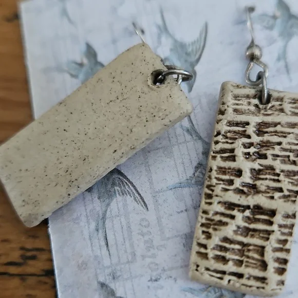 Hand Crafted Ine A Kind Pottery Earrings...Nice Neutral & Texture! - Picture 2 of 2